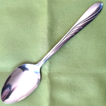 Oneida Stainless OHS 57 Pattern Soup Spoon Flatware 7.25&quot; #73108 Swirl Glossy - £4.78 GBP