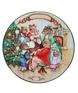 1989 Avon Together For Christmas 22K Gold Trim Xmas Plate Collectible - £21.72 GBP