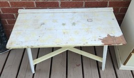 Vintage Funky Solid Wood Side Table Coffee End Wall Painted - $35.99