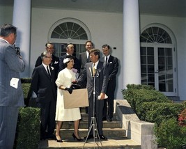 President John F. Kennedy presents Teacher of the Year award New 8x10 Photo - £6.88 GBP
