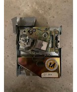 METAL ARCADE COIN MECHANISM, ACCEPTS 1&quot; TOKENS - $12.33 CAD