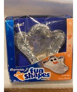 1 Pack Reynolds Fun Shape 24 Baking Cups Ghost Shape 3.5 fl. oz *NEW* d2 - $11.99