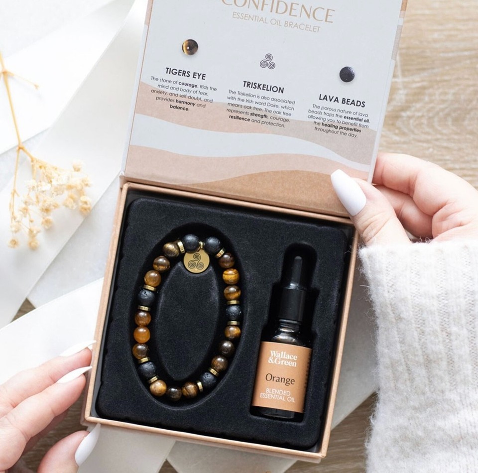 Confidence Tiger's Eye Crystal Essential Oil Bracelet Item image 7