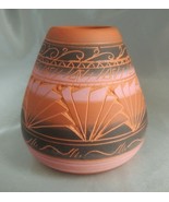 Navajo Pottery Vase Pot w/ Red Clay Etched Design (signed Lewison Begay,... - £22.46 GBP