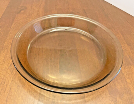 Pyrex Pie Baking Dish Visions Ware Brown Amber Smoke Glass 9 Inches 209 USA - $13.89