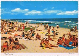 Postcard Just Relaxing Setting Sun Surf Beach Crown Sun-Tanned People - £3.11 GBP