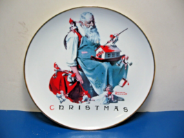 Norman Rockwell Porcelain Christmas Plate Santa&#39;s Helpers 8.3 Inches 1998 - $9.99