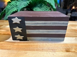 Wood Country Americana Flag Painted Patriotic Storage Box Container - £11.10 GBP