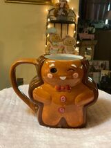 NEVER USED WINKING 3D GINGERBREAD MAN BOY MUG - $367.33 MXN