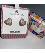 House of Harlow 1960 Gold Pavè Heart Earrings NEW IN BOX - $1,156.46 MXN