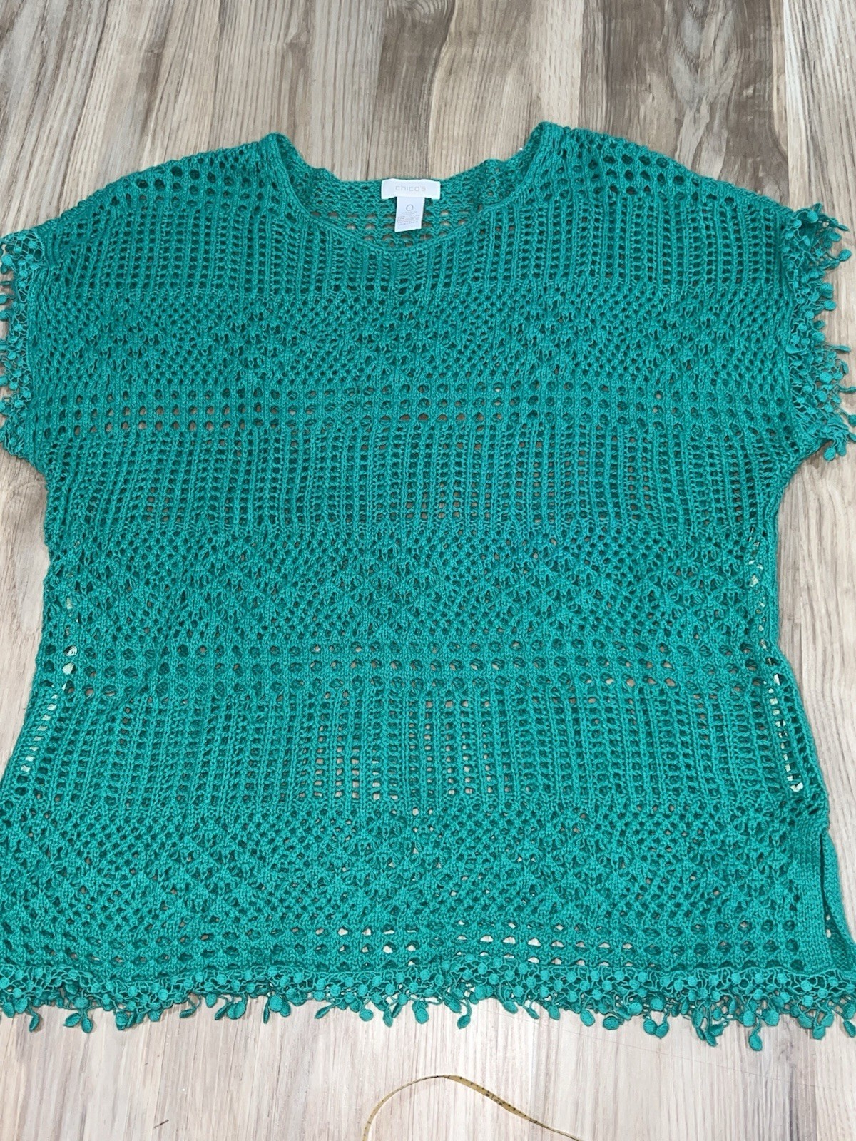 Size 0  Chicos Women’s Short  Sleeve Green Knit Top - $10.88