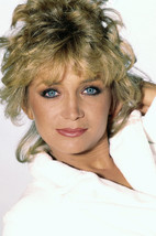 Barbara Mandrell stunning close up portrait Country music star 18x24 Poster - $23.99