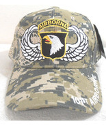 101st Airborne badge on a light camo ball cap - €17,36 EUR