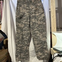 US Military Issue Army Combat Uniform ACU Camo Pants Trousers Size Medium Reg - £14.00 GBP