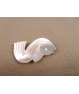 CARVED FETISH Animal  FISH  Gemstone   BEAD  PENDANT CHARM  #FSH20614 - $7.92