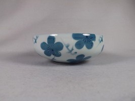 Beautifully Hand Painted Asian Bowl Signed by Artist Ringed Blue Flowers - $8.59
