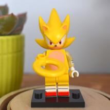 Super Sonic Custom Minifigure  - £3.16 GBP