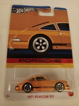 Hot Wheels 2024 Porsche Series 2/6 Orange 1971 Porsche 911 Mint On Card - £18.68 GBP