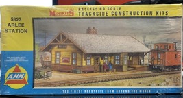 Vintage AHM HO Scale 5823 Arlee Station Trackside Construction Kit New I... - $550.91 MXN