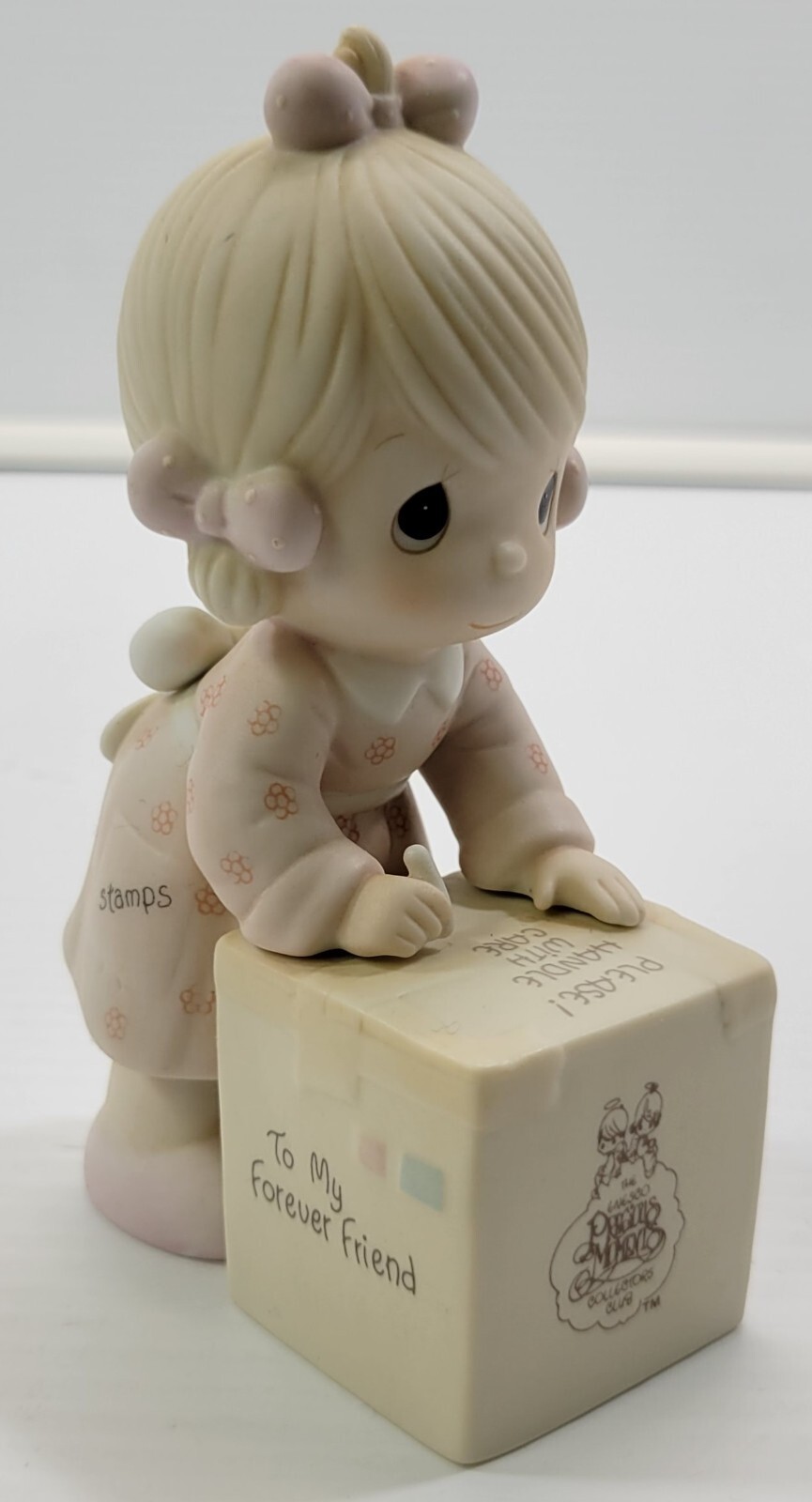 *R13) Precious Moments 1987 Samuel Butcher &quot;Sharing is Universal&quot; Figurine - $9.89