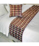 The HomeCentric Velvet Orange Decorative Bed Runner and Pillow Cover - O... - €58,69 EUR+