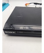 Sony Dobly  Cd Dvd Player Dvp Sr200p - $19.00