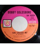 Bobby Goldsboro 45 RPM - She Chased Me / Autumn Of My Life VG++ E12  - €4,94 EUR
