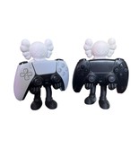 Dual Color Kaws Controller Holder 3d Printed - €21,23 EUR+