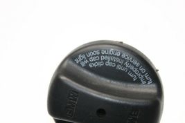 2002-2005 BMW E65 745i 745Li GAS FUEL CLOSING CAP OEM P6804 image 9
