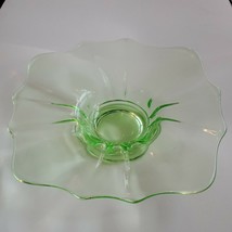 Vintage Green Depression Wavy Edge Candy Dish Bowl 7.5 x 7.5 Inches Square Type - £14.94 GBP