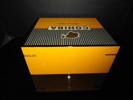 Cigar Wood Humidor Measures 10.25" L x 8.75" W x 4.25" 25 Ct NIB image 11
