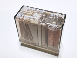 V23047-A1024-A501 Schrack Safety Relay SR2M 24VDC DPDT 6A 250VAC 8-Pin - $12.61 CAD