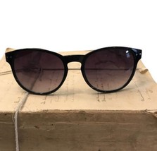 CRUSHEYES Black Classic Horn Rimmed Wooden Temples Sunglasses  - £11.50 GBP