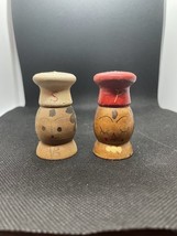 Vintage Wooden Chef Salt and Pepper Shakers Red Hat White Hat Shaker Set - £7.62 GBP