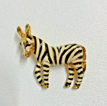 Giovanni Zebra Brooch Pin Gold Tone Enamel Lapel Black White Safari.. - $13.19