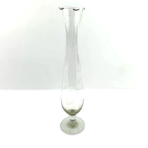 VTG 9.5&quot; Tall Clear Glass Vase Floral Pattern Design Made in Mexico  - £13.46 GBP