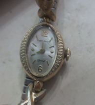 Wittnauer Vintage Women's Watch Wind-up Runs 10K Rolled Gold model 5D-5 - $18.53