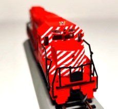 HO Bachmann Canadian Pacific EMD GP40 CP Rail #5004 Diesel Locomotive Scale - $54.99