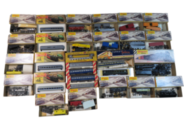 Vintage HO Scale Train Kit Lot of 29 - Hobbyline, Roundhouse - Excellent - $197.95
