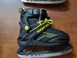 Open Box Store Return Softec  Ice Skates Size 11J-2 - $9.49