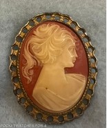 ANTIQUE HAND CARVED BROOCH CAMEO 2” X 1-1/2 VERY NICE CONDITION - $1,978.61 MXN