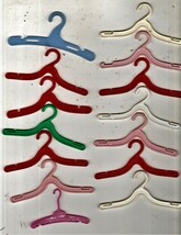 Doll Clothes Hangers lot of 14 Hangers - €5,24 EUR