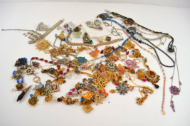 Costume Jewelry Lot Indian Hindi Crafting Necklace Bracelet Earrings Resell - £45.99 GBP