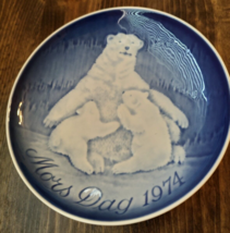 1974 Bing &amp; Grondahl  NEW Mother&#39;s Day Plate Polar Bear and Cubs - £4.74 GBP