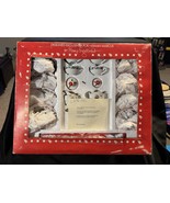 Mary Engelbreit Neiman Marcus Miniature Tea Set Cat Design in Box – Vintage - $195.51 CAD