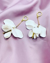 White petal flower earrings, gift for her - $55.00
