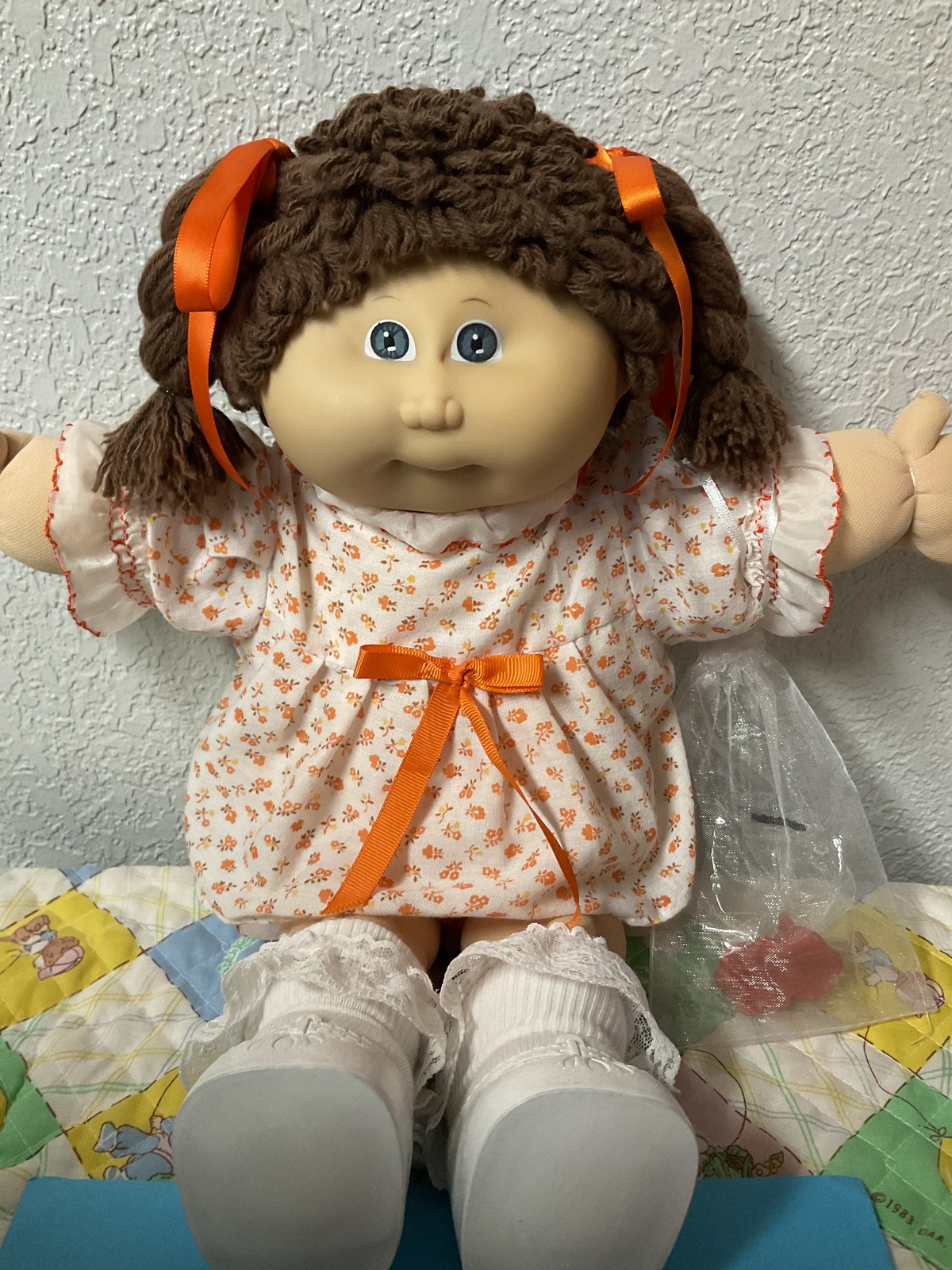 Vintage Cabbage Patch Kid Girl RARE Gray Eyes Poodle Hair Hong Kong HM#1 1985 Item image 4