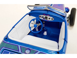1932 Ford Roadster Hot Rod Blue Metallic w Flames White Interior Limited Edition - £118.60 GBP