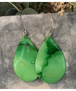 Green Handmade Resin Earrings - £9.38 GBP