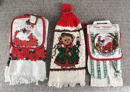 Lot Of Vintage Christmas Hand Towels, Oven Mitt, Hot Pad,  ~Bear Cat Santa - $28.70